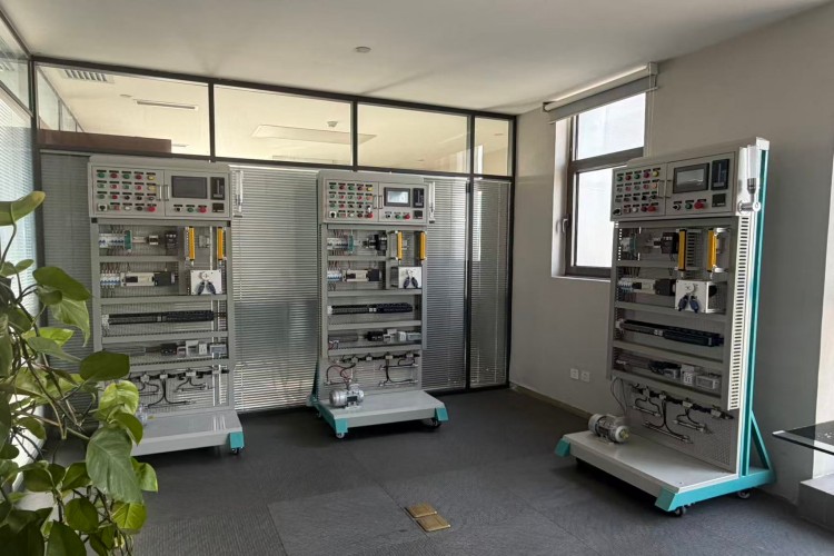 北京亦城锐蓝自动化校区环境图片