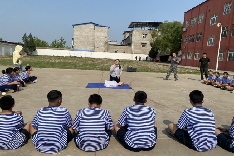 河南豫教青少年教育学校校区环境图