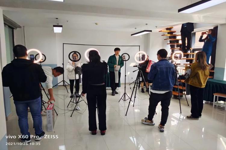 义乌三维电商学院校区环境图片