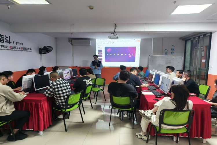 义乌三维电商学院校区环境图片