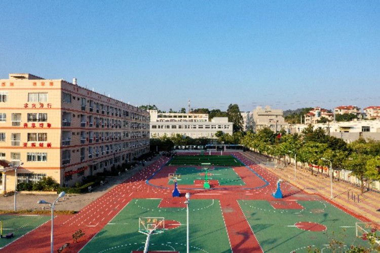 泉州市云扬航空职业技术学校校区环境图片
