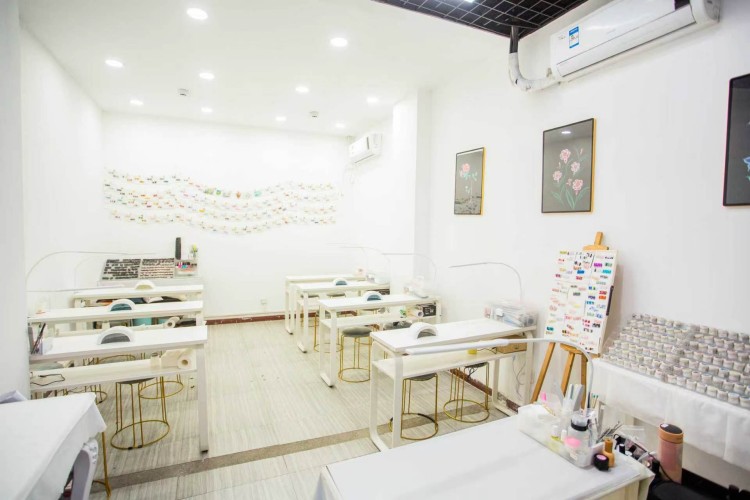 上海红媛化妆美甲纹绣培训学校校区环境图片