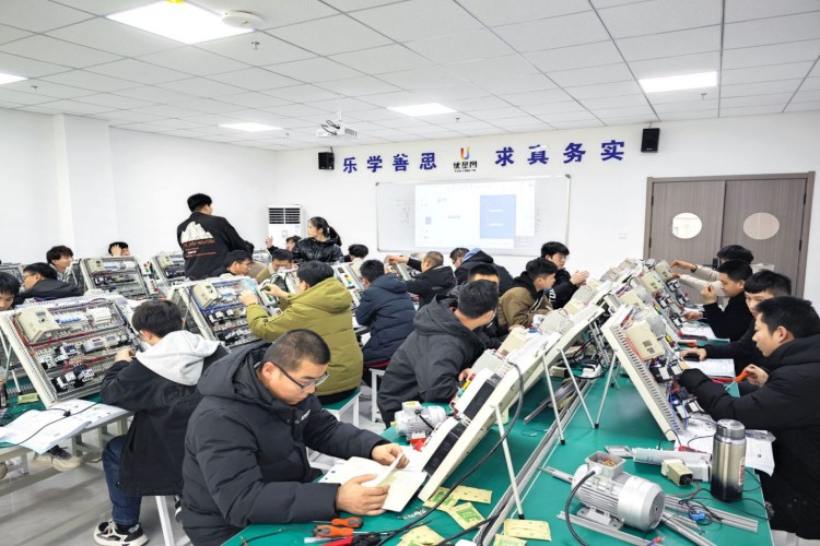 郑州优星图教育电气学习