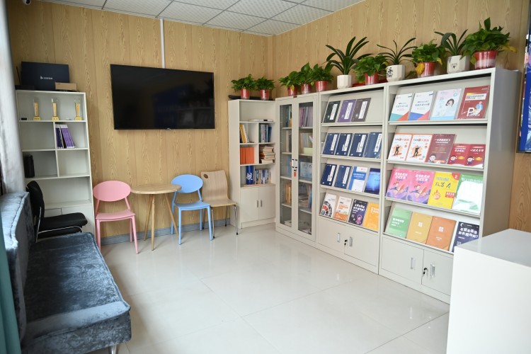 新乡启航考研校区环境图片