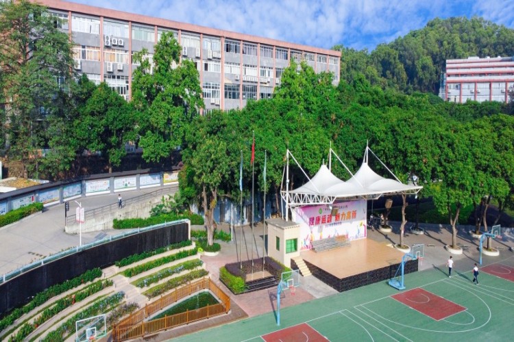 广州高新医药与食品技工学校环境图