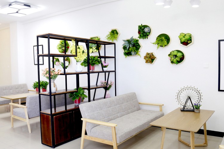 东方丽人美妆培训学校