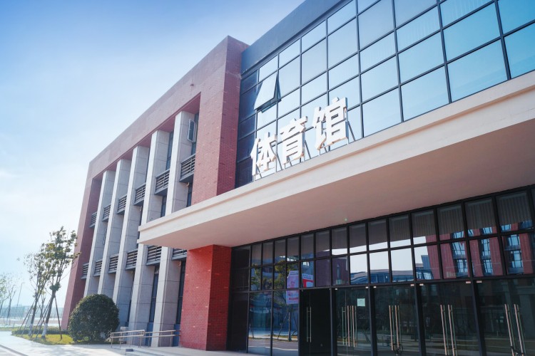 成都万通未来高级技工学校校园环境图片