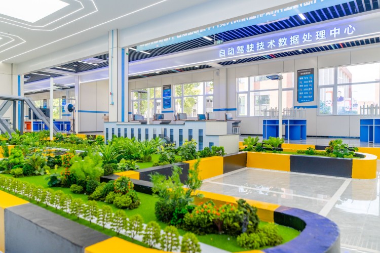 成都万通未来高级技工学校校园环境图片