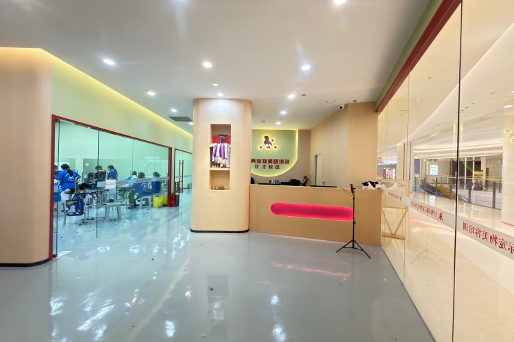 经典国际宠物美容培训学校（江北校区）