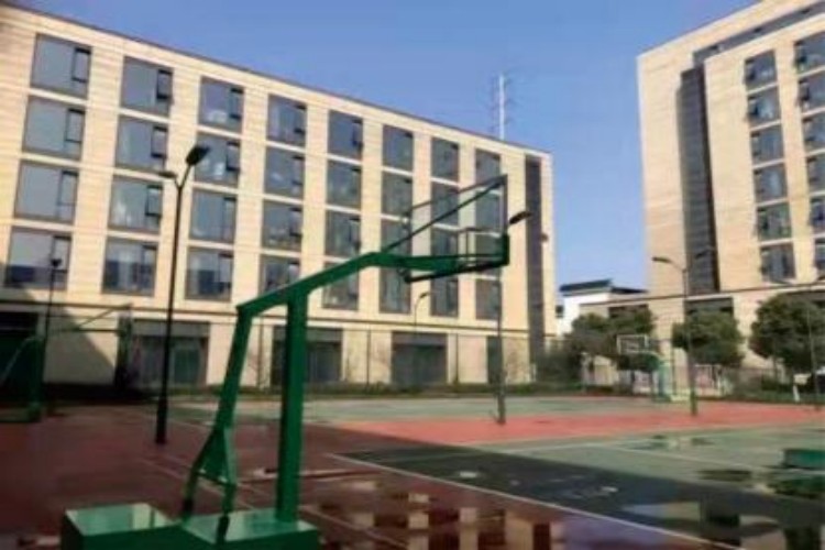 浙江学航高复中心