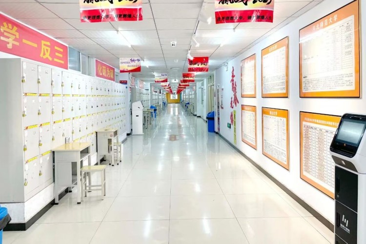 衡水志华实验中学学校环境