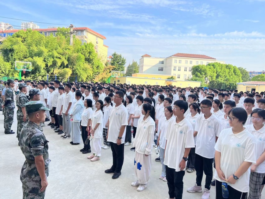 无锡太湖复读学校