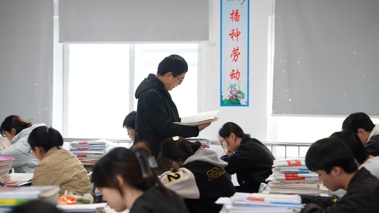 无锡太湖复读学校