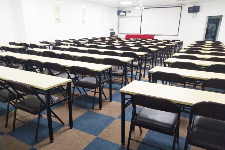 深圳华辰教育学校环境
