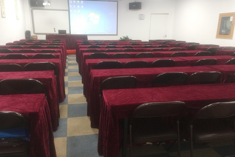 深圳华辰教育学校环境