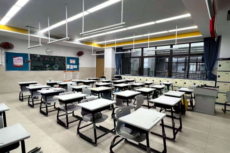 深圳博恒实验高中学校教室