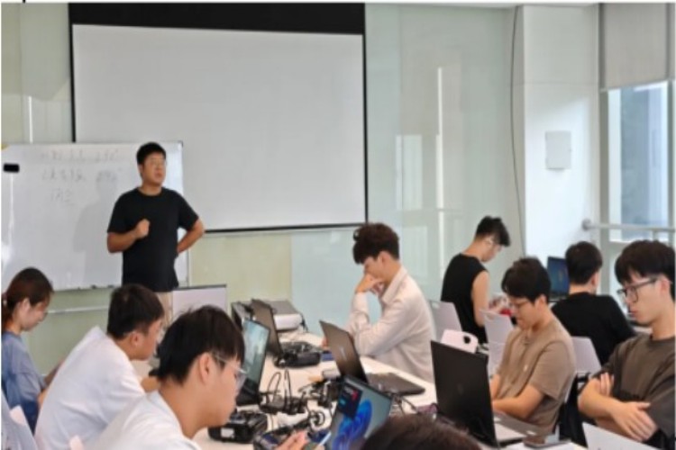 江苏盈航航空科技环境图