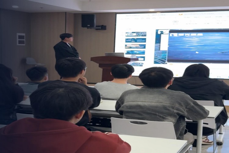 浙江数字技术人才就业实训基地环境图