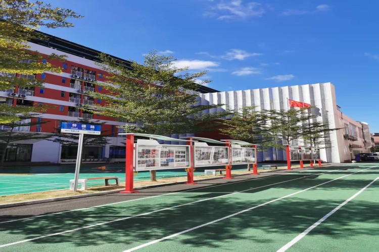 黄师中高考学校环境图