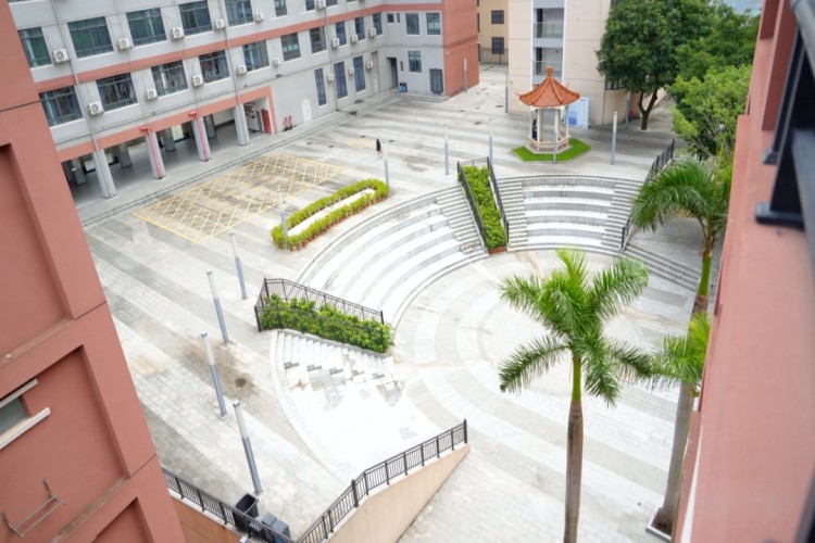 广州侨升复读学校环境图