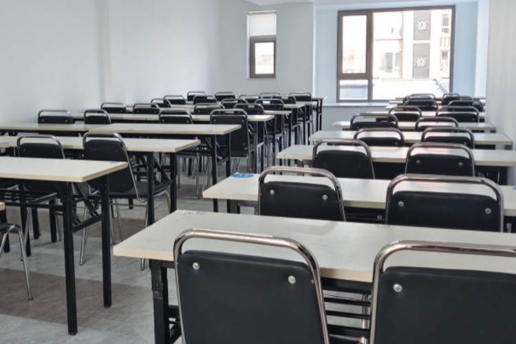 吉大学府考研校区环境图片