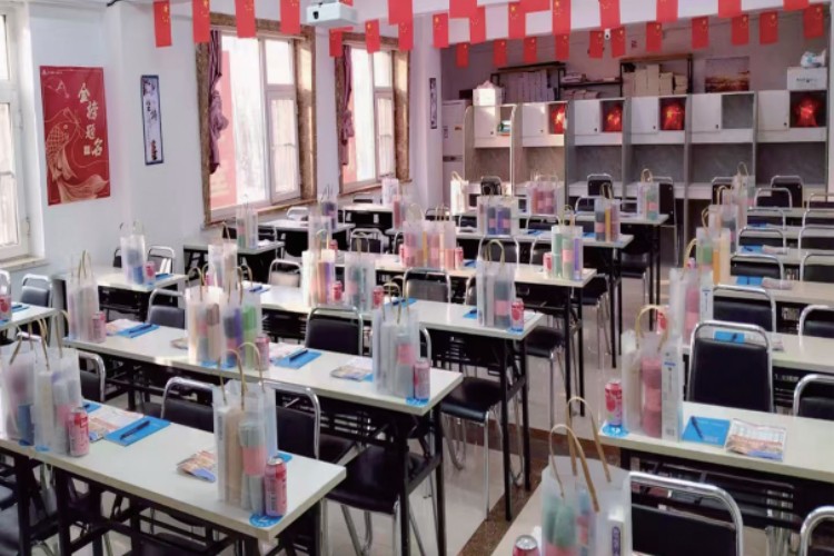 吉大学府考研校区环境图片