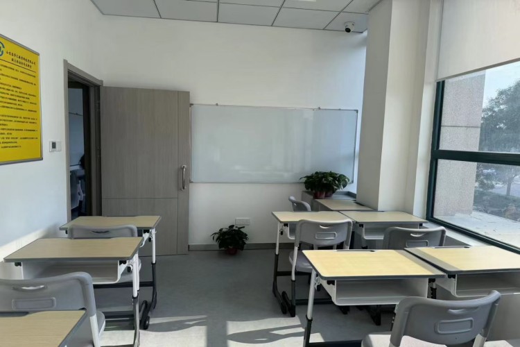 济南延安教育学校环境