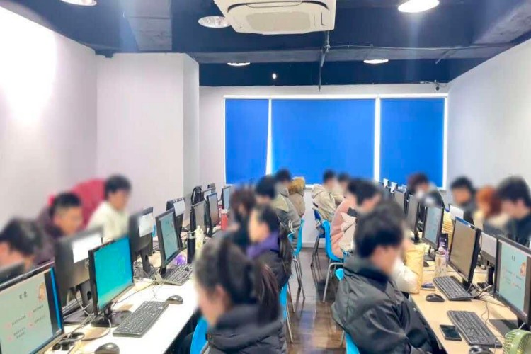 南京万和IT教育