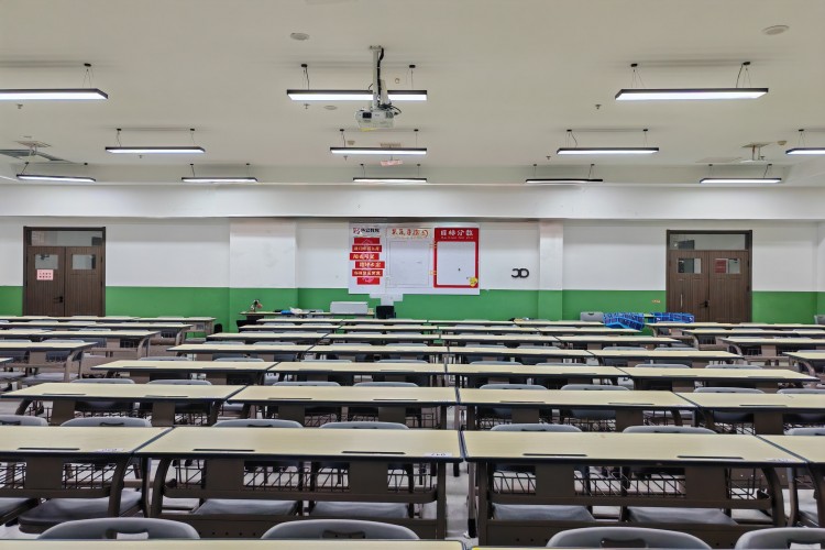 江西华公教育环境图