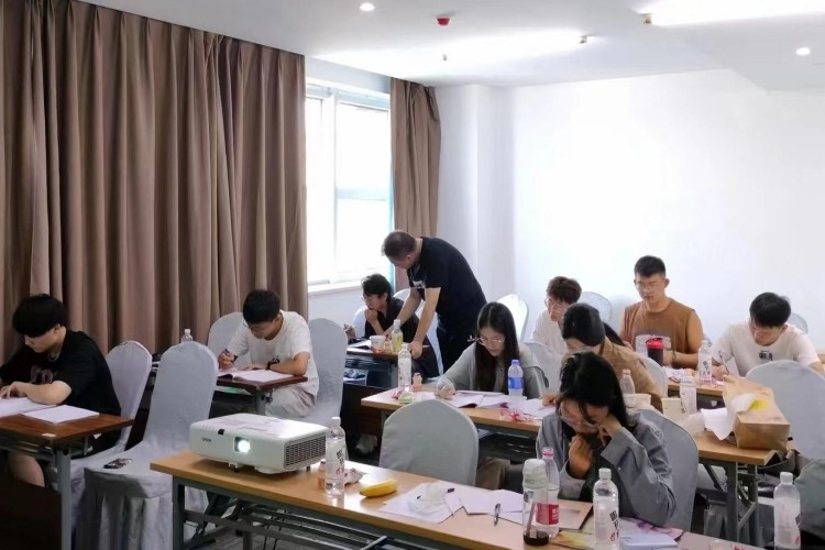 天津中际教育环境图